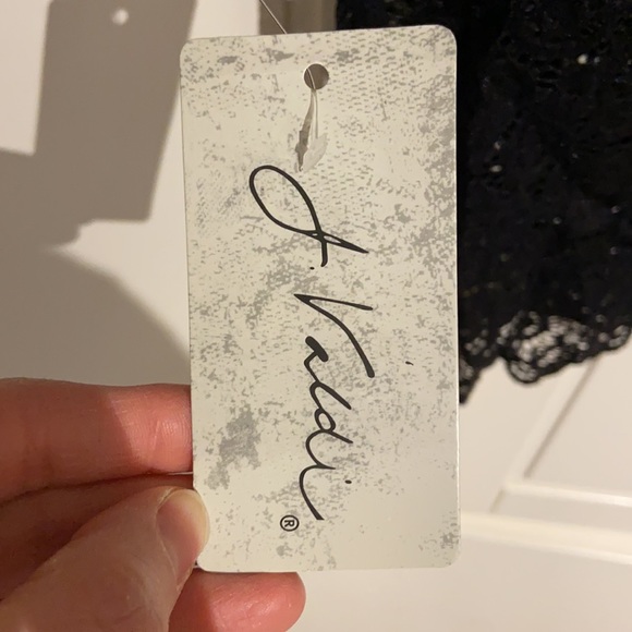 J. Valdi Croatia Bell Sleeve Cover Up - Picture 6 of 11